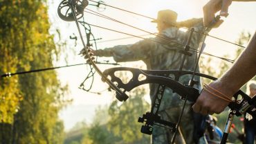 How to Buy the Best Hunting Bow for You